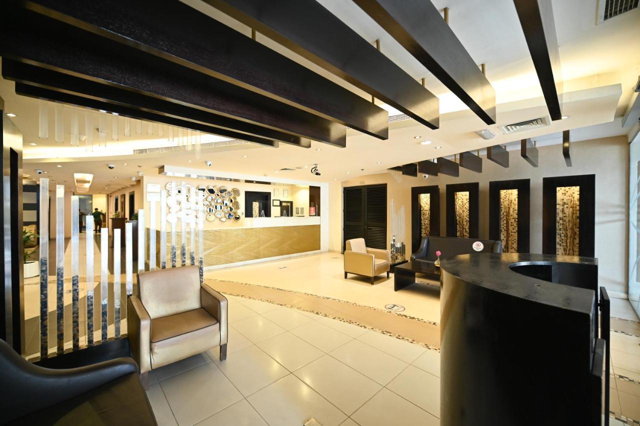 Al Waleed Holiday Homes Dubai Eksteriør bilde