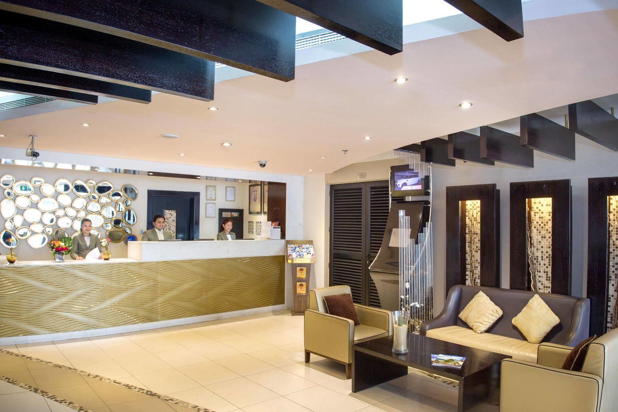 Al Waleed Holiday Homes Dubai Eksteriør bilde